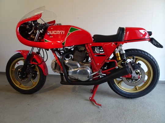 Ducati 900 MHR