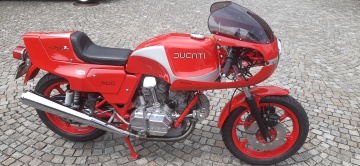 DUCATI 900 SS